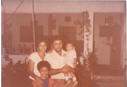 Familia Pacheco Soto (de derecha a izq. Niño Francisco Ramón Pacheco Soto, Ramón Pacheco Núñez, Margarita Soto Rincón y la niña Oriana G. Pacheco Soto).