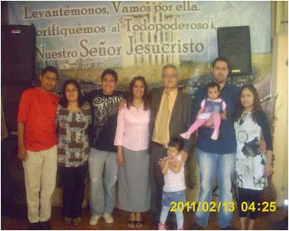 Archivo:Familia Pastoral, 2a iglesia Veracruz,Ver.(2011).jpg