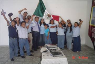 Familia pastoral de Tehuacán con el equipo de líderes.jpg