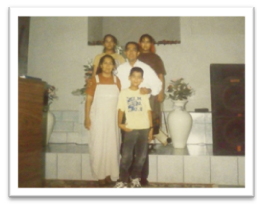 Archivo:Familia pastoral Cumpas..png