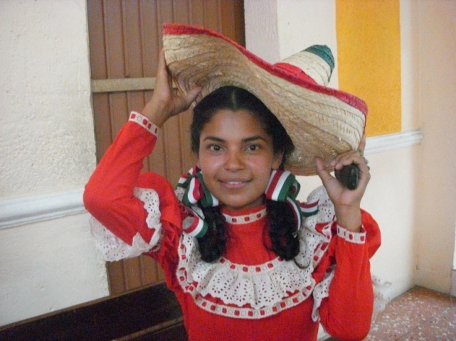 Archivo:Hna. Karla muy mexicana.jpg