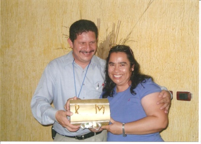 Archivo:Rev. Raúl Ramírez y su esposa2.jpg
