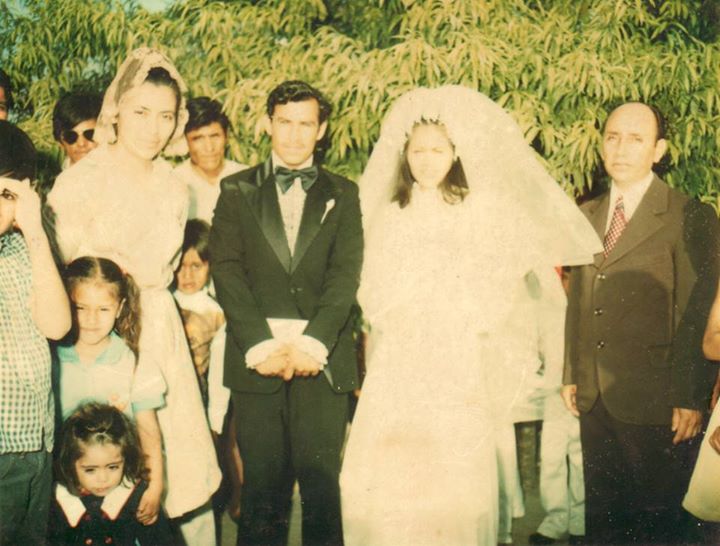 Archivo:Boda en San Fernando, Pastor Gustavo Hernandez Sosa en la derecha 1976.jpg