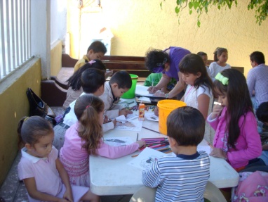 Archivo:Escuela Dominical, niños.jpg