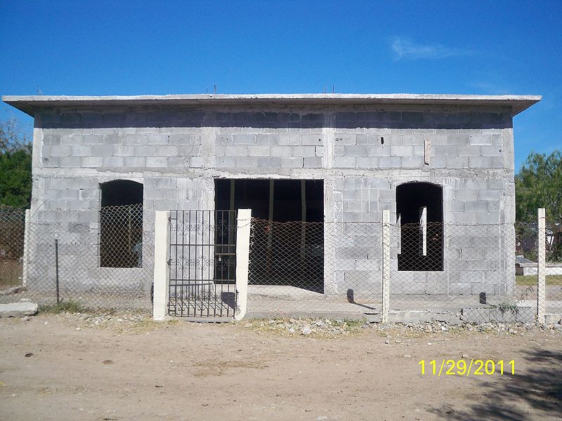 Archivo:Templo en San Andres Noviembre 2011 Frente.jpg