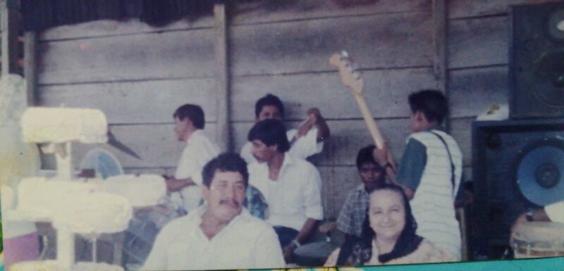 Archivo:Dos amates 78.jpg