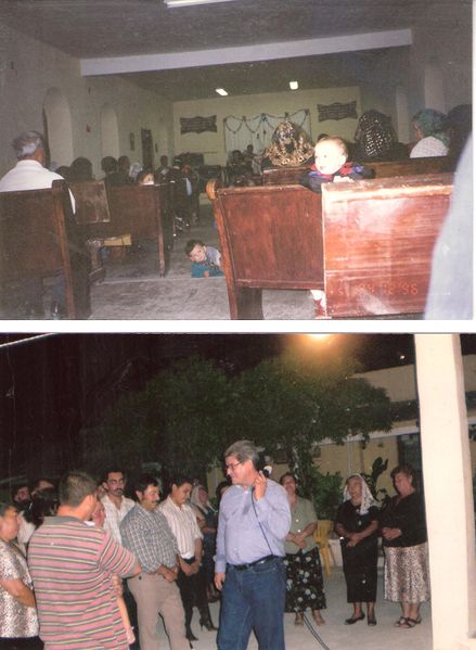 Archivo:Sup. culto en templo de lazaro. inf. Campaña en rancho la Jarita, predica el obispo Ruperto Garza..jpg