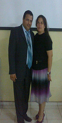 Pastor Actual Septiembre 2014 David Olivas y Esposa