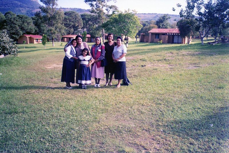 Archivo:1998 Campamento Señoras en Guadalajara.jpg