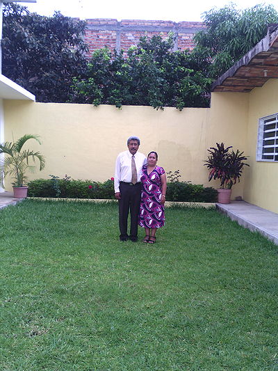 Pastor Juan Manuel Pérez Contreras y Esposa
