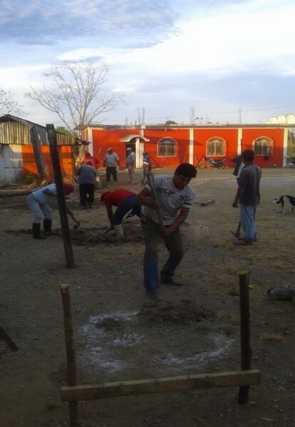 Archivo:Dos amates 99.jpg