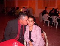 Hna. Verenice Ávila Rico y su esposo Isaías González Escobar en la cena de matrimonios