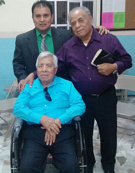 Archivo:Marciano Barrios y Franscisco Hernandez ministros emeritos.jpg