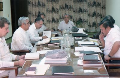 En reunión de Mesa Directiva General, Admón. 1990-1994.