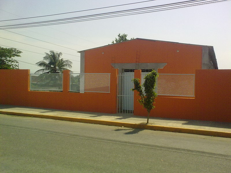 Archivo:Templo Martínez de la Torre, Veracruz-2012.jpg