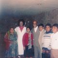Ministro Ignacio Domínguez Linares y su esposa Magdalena Huerta Guzmán, aquí con un matrimonio visitante y tres hermanos de la primera iglesia de Puebla, Puebla.jpg