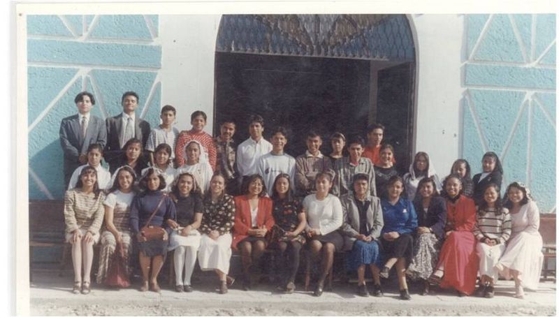 Archivo:Jóvenes de la Primera Iglesia de Puebla, Puebla.jpg