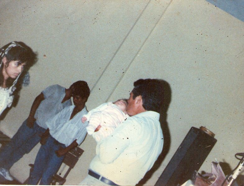 Archivo:Presentacion de niña 1, Pastor Rafael.jpg