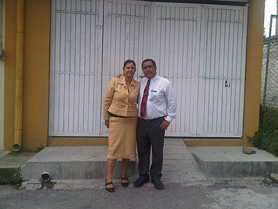 Pastor Actual Daniel Martínez y Esposa