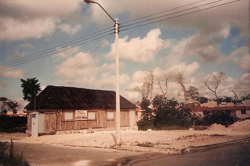 Archivo:1a Cancun 1986.JPG
